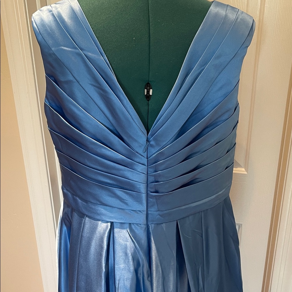 Missacc Elegant Blue Satin Dress - Picture 8 of 12